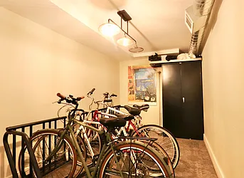 Rented by MADEHOME