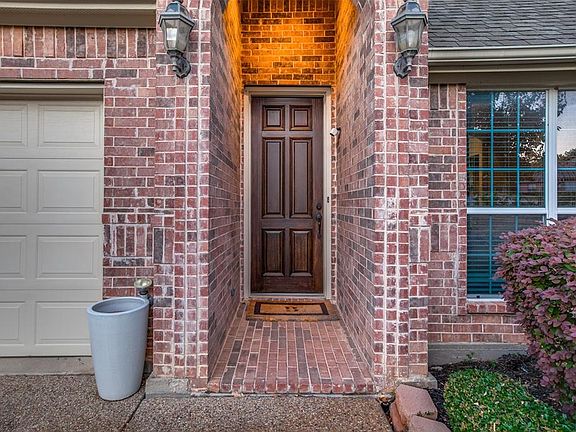 5th image of 5103 Quince Orchard Ct