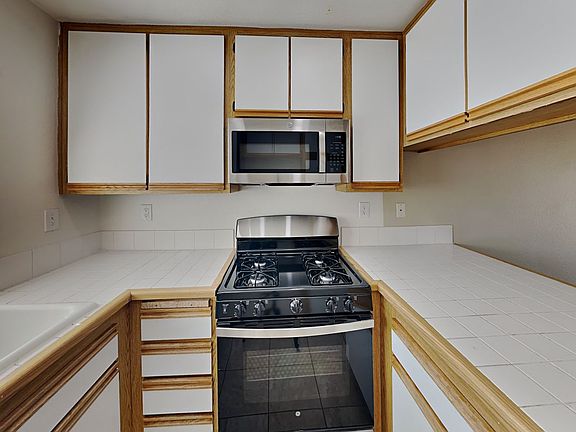 5th image of 28630 Concordia Cir