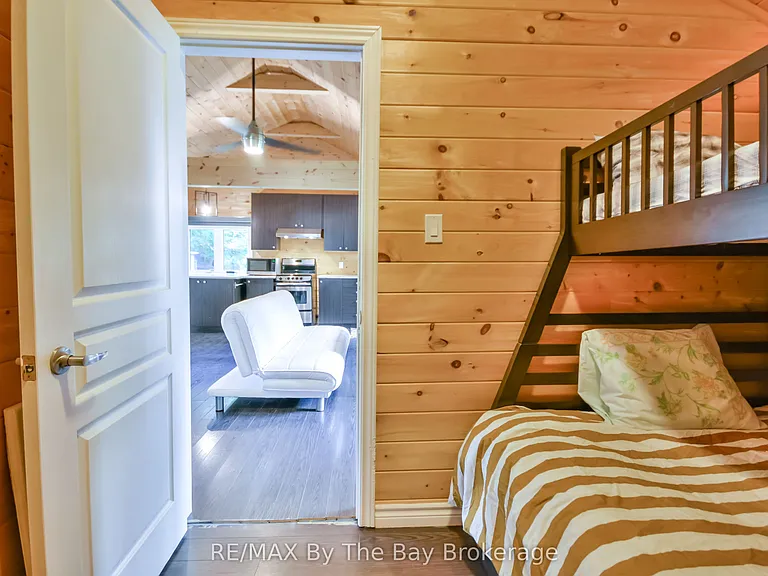 578 Oxbow Park Dr — Photo 18