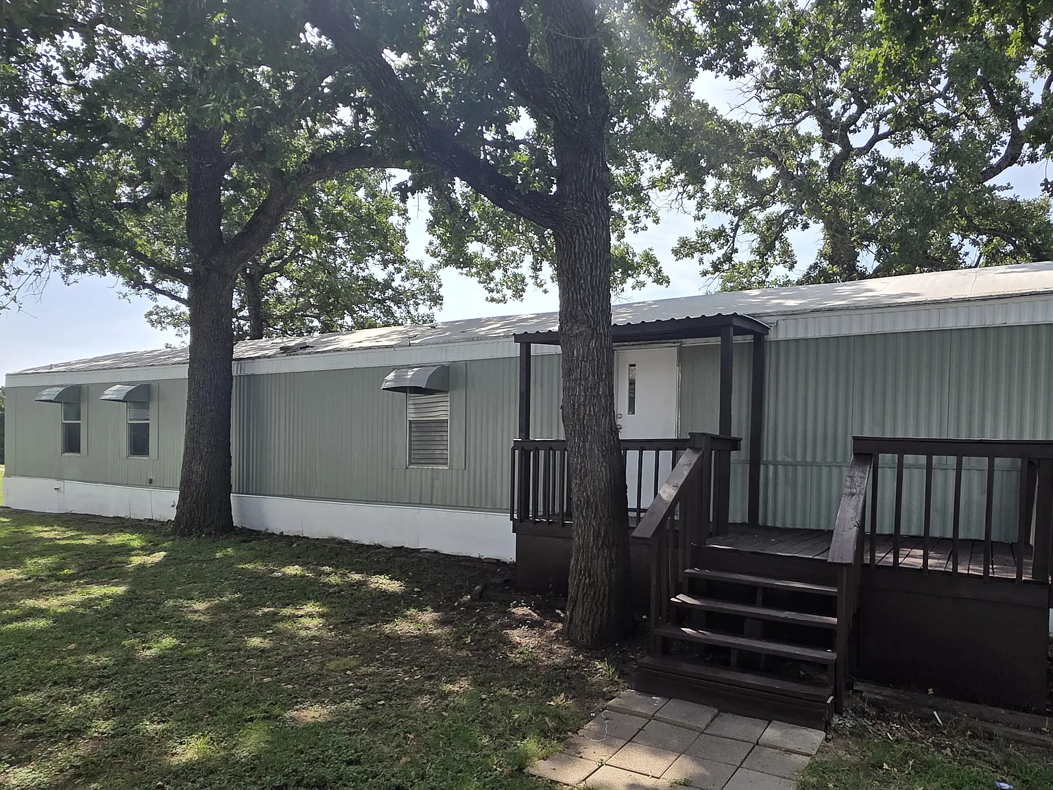3 bed, 1216 sqft, $1,850 — Photo 3