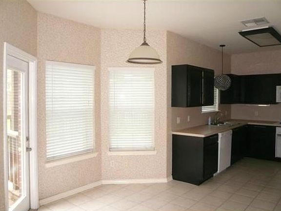 4th image of 7117 Gingerberry Dr Unit 2