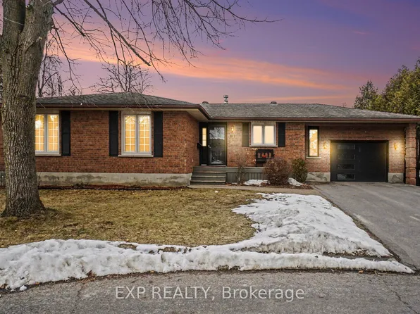 19 Jessie Dr, Perth, ON K7H 3J8