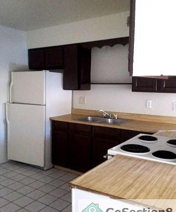 2nd image of 128 W 9th Pl #7
