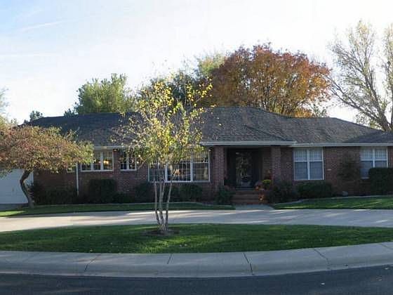 1st image of 109 Road Runner Ln