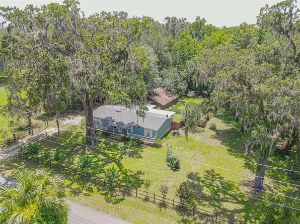 2634 County Road 416n, Lake Panasoffkee, FL 33538
