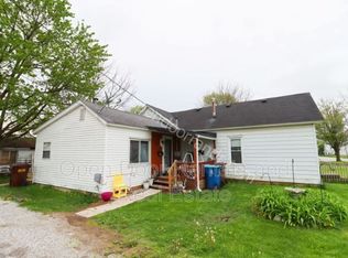 512 1/2 N Indiana Ave, Auburn, IN 46706