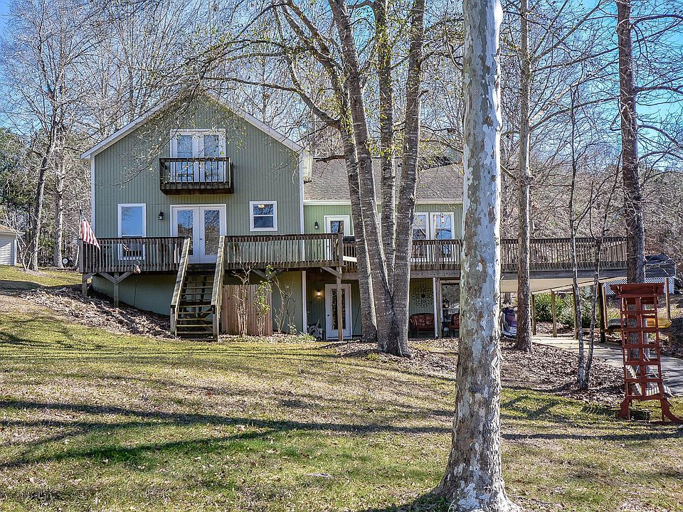 1st image of 235 Riverchase Dr