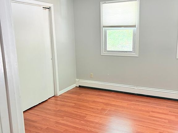 5th image of 212 W Main St #1