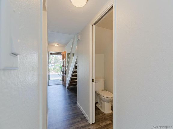 4th image of 1651 S Juniper St Unit 126