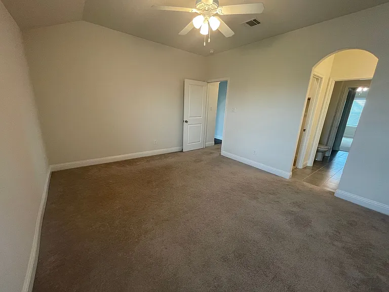 861 Highlands Ave — Photo 17