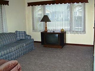 1st image of 1125 Sipple Ave