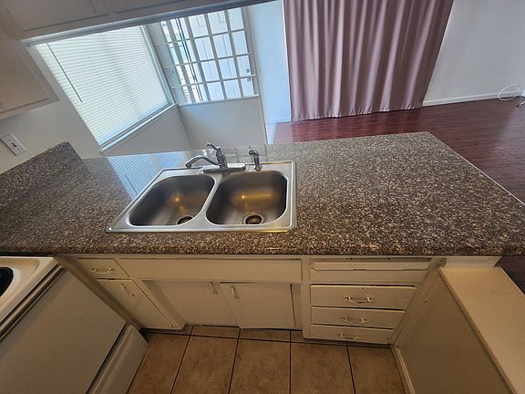 2nd image of 67 Nedra Ct APT 4