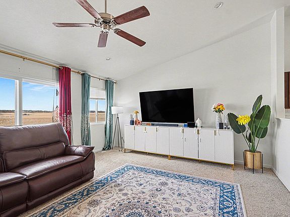 5th image of 8119 Lausen Ln