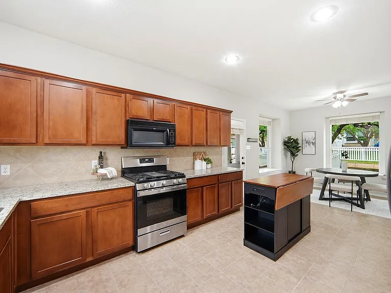 405 N Lynnwood Trl — Photo 13
