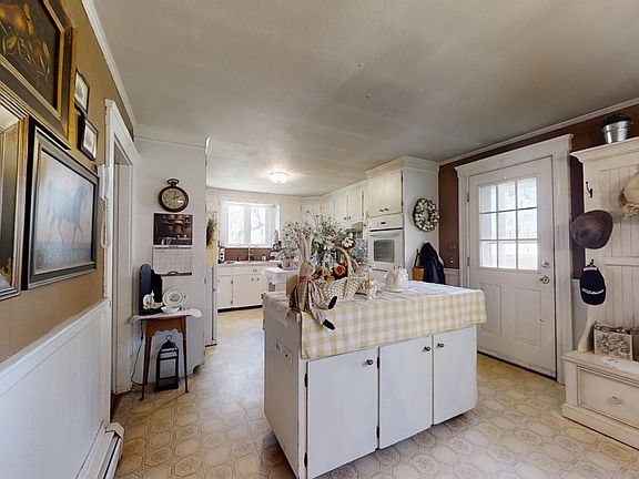 4th image of 20 Spinney Avenue