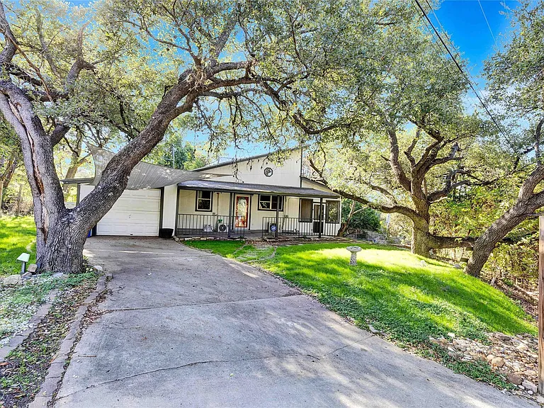 16213 Monks Mountain Dr — Photo 1