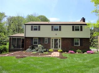 2524 Chapelwood Dr, Pittsburgh, PA