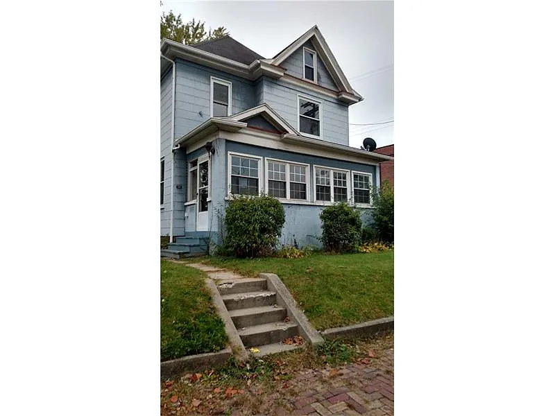 1000 Indiana Ave photo 1