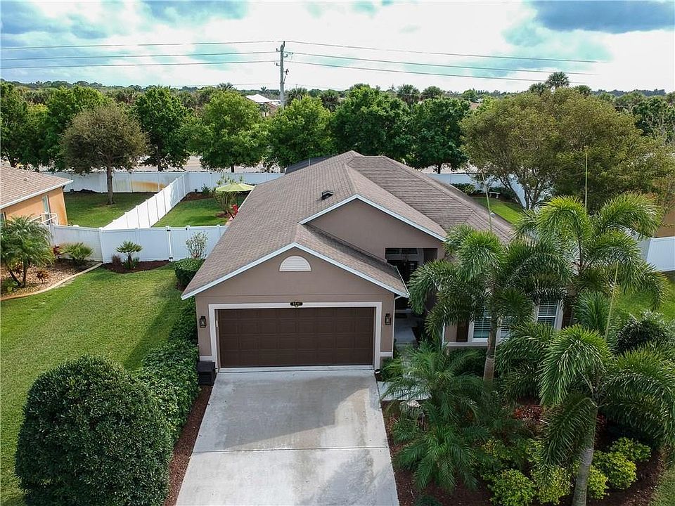 1st image of 4699 Ashley Lake Cir