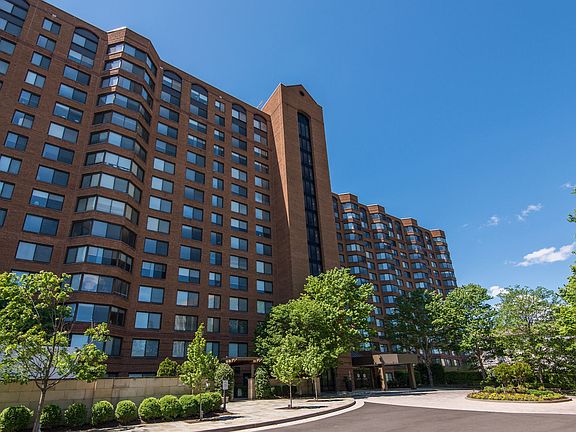 3rd image of 3001 Park Center Dr #301008