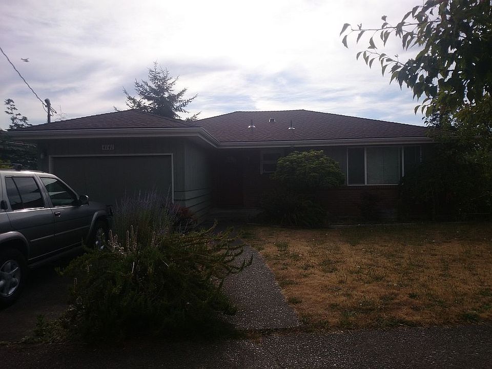 2nd image of 4141 Baker Ave NW