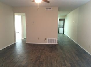 1641 N Oakland Ave APT 11, Fayetteville, AR 72703