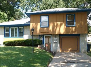 8006 E 91st Ter, Kansas City, MO 64138