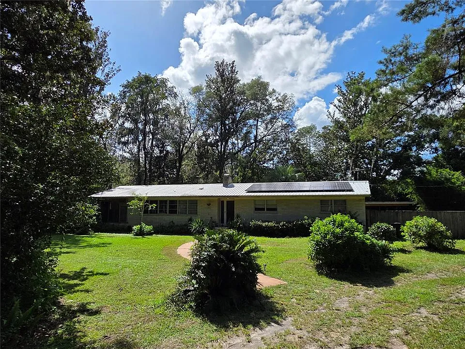 1506 NW 36th Way