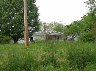 865 Green Mound Rd, Highlandville, MO 65669