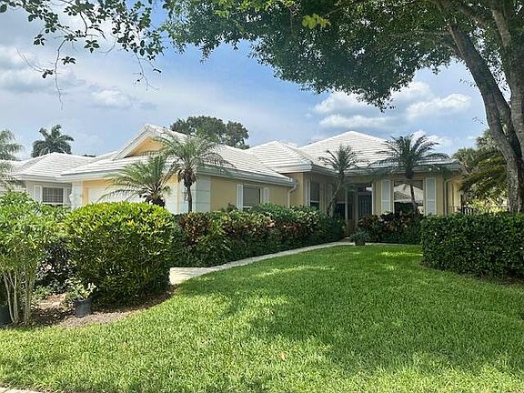 4th image of 8570 Wakefield Drive