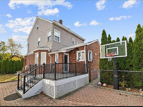 3rd image of 190 Totowa Rd