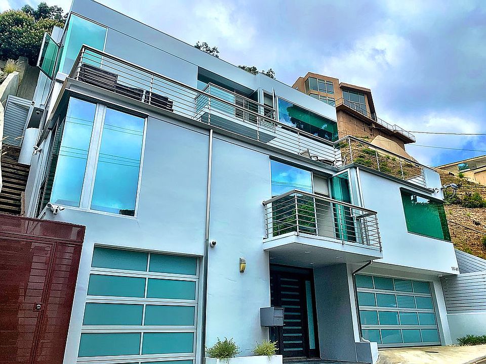 1st image of 1941 Curson Pl