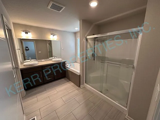 16772 SE Fox Glen Ct — Photo 16