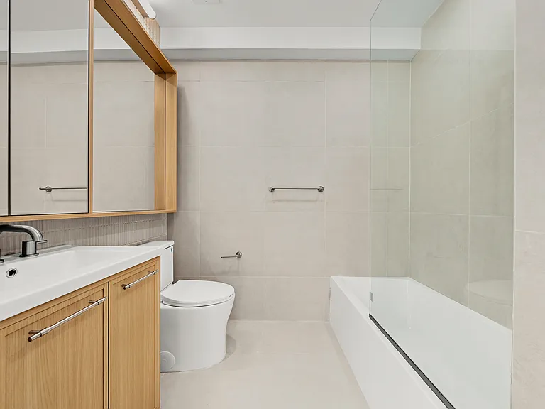 250 W 49th St #52305 — Photo 8