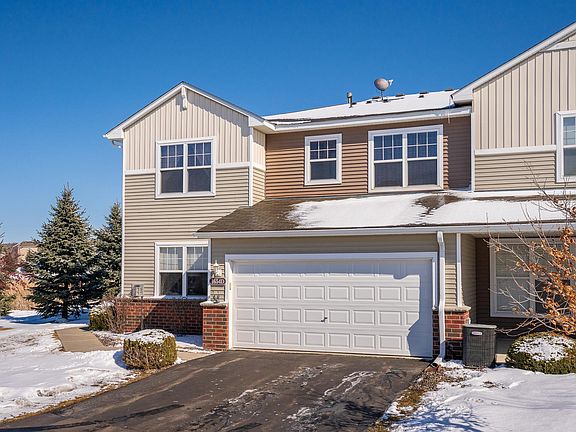 3rd image of 1654 White Pine Way Unit D