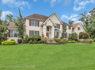 10 Francis Ct, Millstone Township, NJ 08510