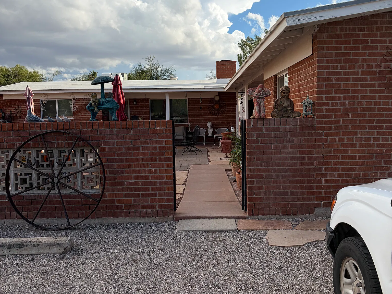 2 bed, 950 sqft, $1,400 — Photo 4