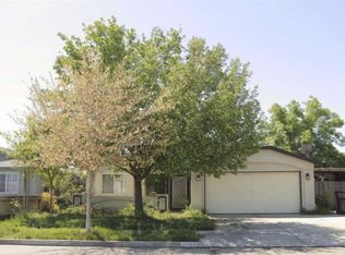 2109 Cochran Ave, Tulare, CA 93274