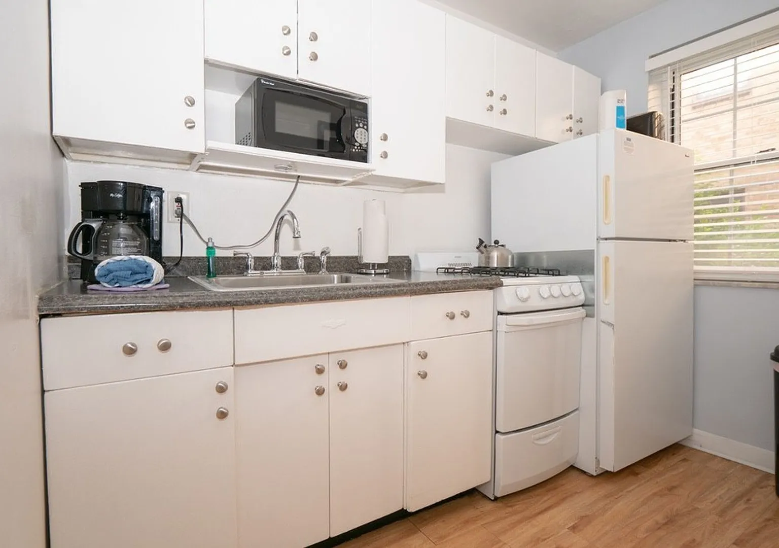 5426 Fifth Avenue — Photo 3