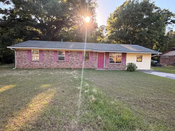 119 Loretta Dr, Quitman, MS 39355