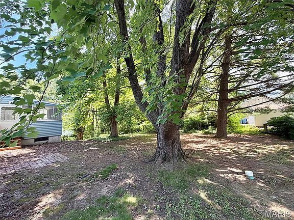 3rd image of 35 Mather St