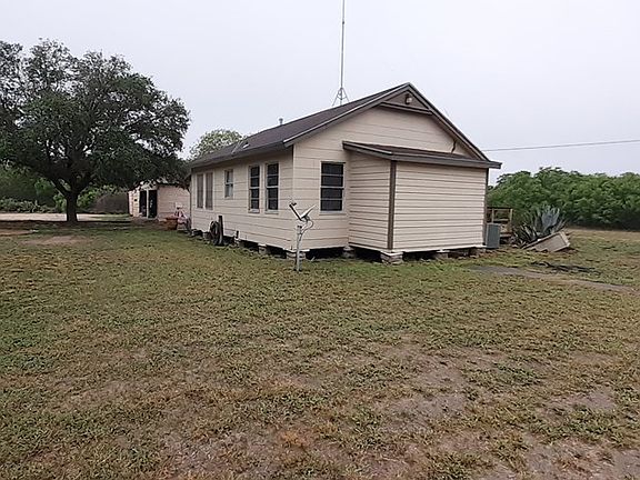 4th image of 602 1/2 W Avenue I