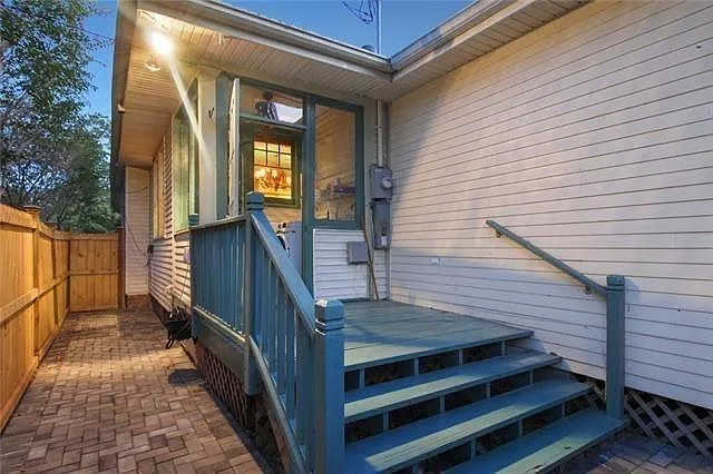 2738 Calhoun St — Photo 22
