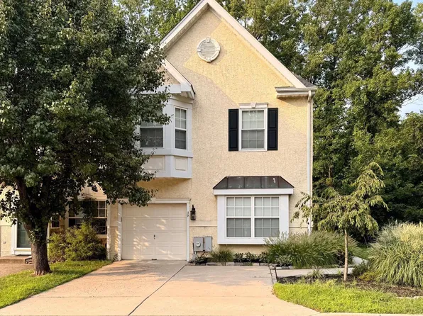 39 Versailles Blvd, Cherry Hill, NJ 08003