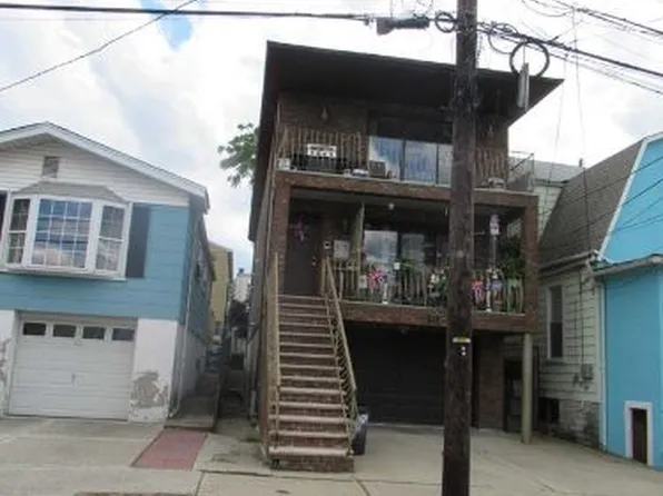 1517 39th Street image 3 of 11