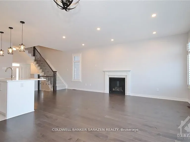 538 Sonmarg Cres — Photo 13