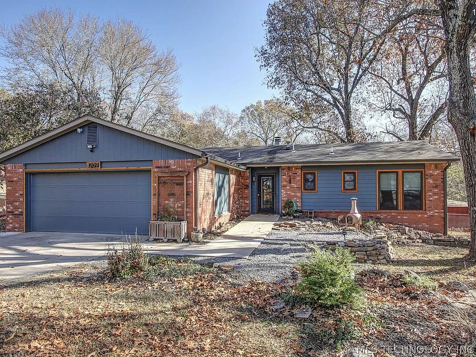 1st image of 1209 Willow Ave
