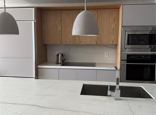 460 NE 28th St APT 803, Miami, FL 33137