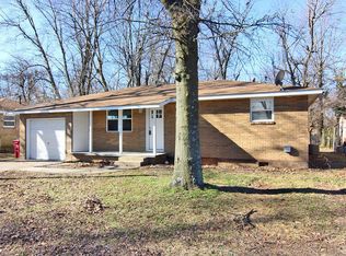 217 Marion Ave, Sikeston, MO 63801